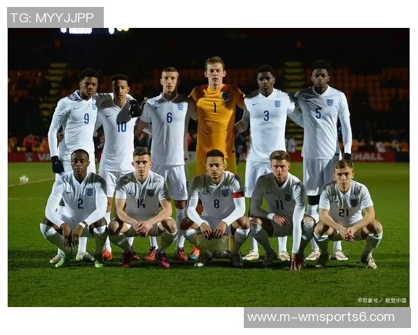 足球队图片展示各队风采与激情让我们共同感受绿茵场上的荣耀与梦想 足球队图片展示各队风采与激情让我们共同感受绿茵场上的荣耀与梦想